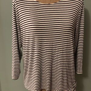Women’s long sleeve